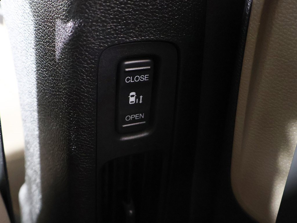 Used 2018 Honda Odyssey EX-L image 28