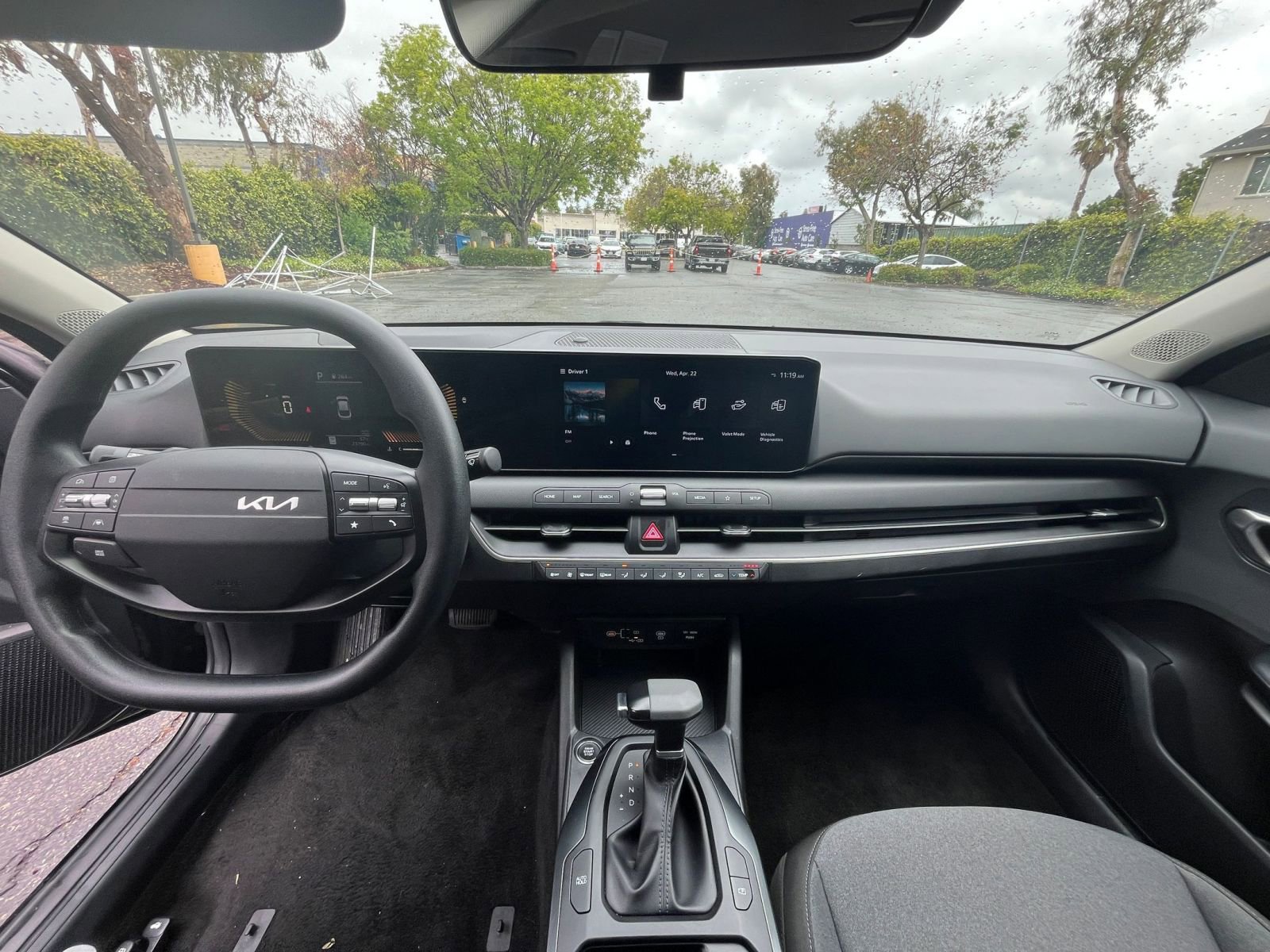 Used 2025 Kia K4 FWD image 32
