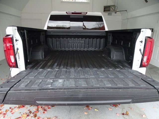 Certified 2022 GMC Sierra 1500 SLT w/ SLT Premium Plus Package image 22