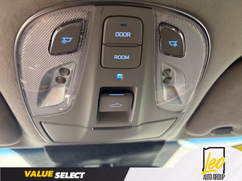 Used 2015 Hyundai Equus Ultimate RWD image 17