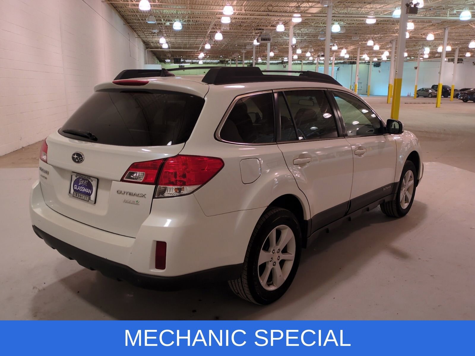 Used 2014 Subaru Outback 2.5i Premium AWD/4WD image 4