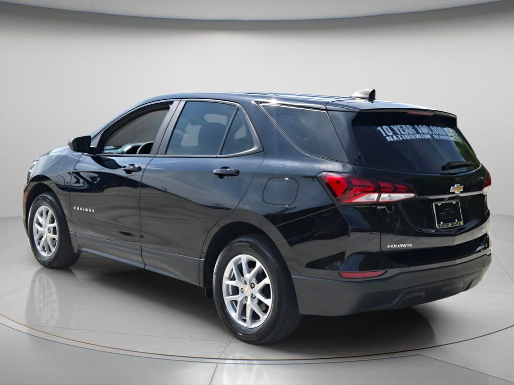 Used 2024 Chevrolet Equinox LS FWD image 8