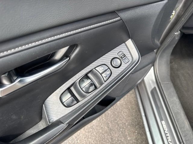 Used 2020 Nissan Sentra SV w/ Lighting Package FWD image 8