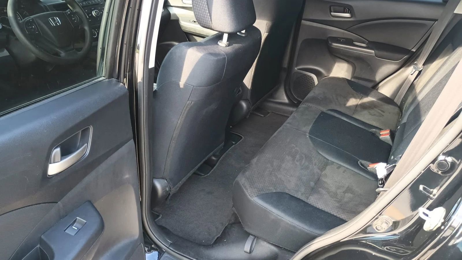 Used 2016 Honda CR-V LX image 11