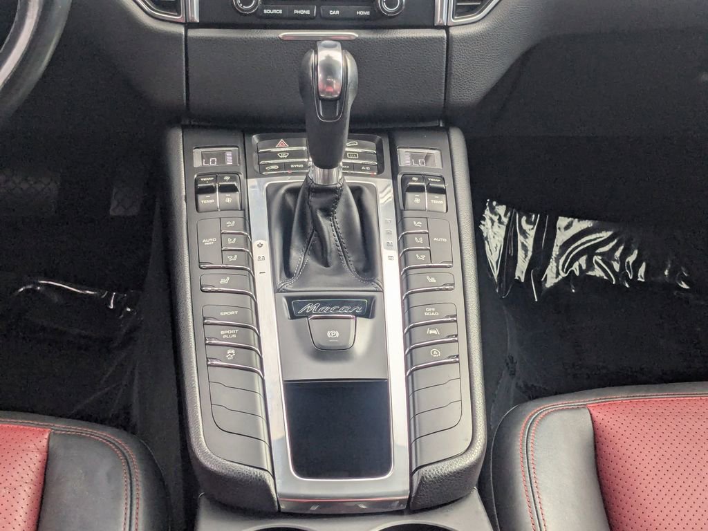 Used 2017 Porsche Macan S image 6