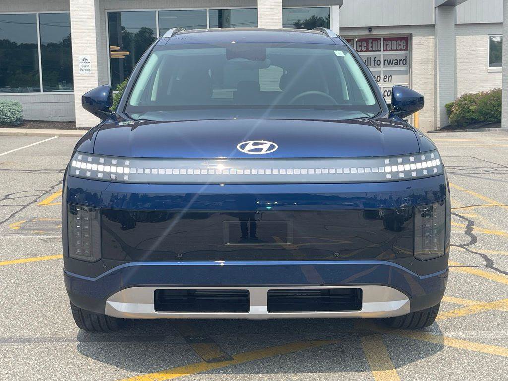 New 2026 Hyundai Ioniq 9 SE AWD/4WD image 8