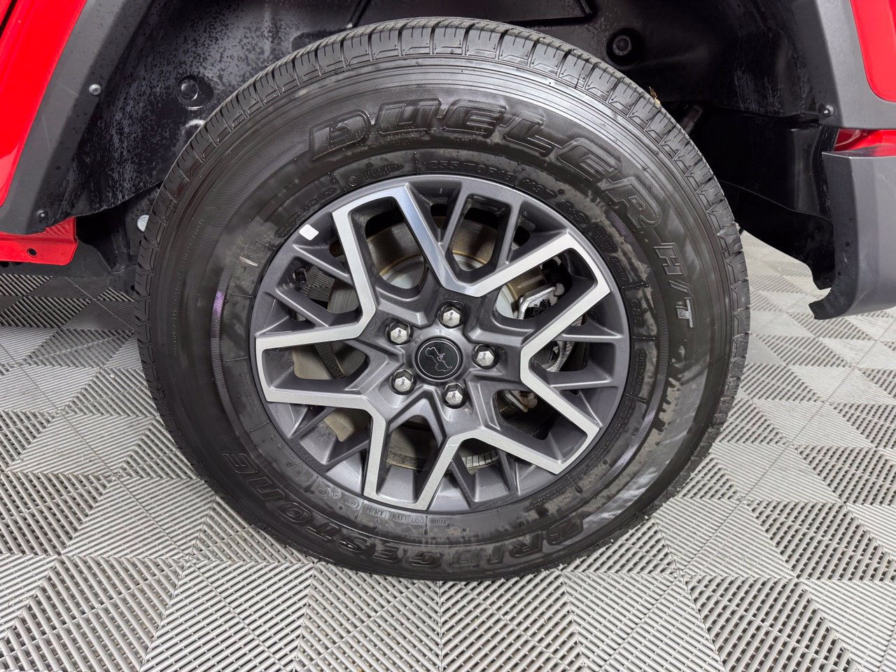 Used 2026 Jeep Wrangler Unlimited Sahara AWD/4WD image 36
