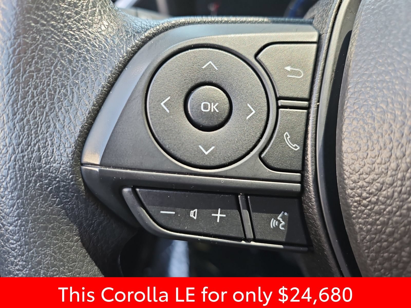 Used 2026 Toyota Corolla LE FWD image 30