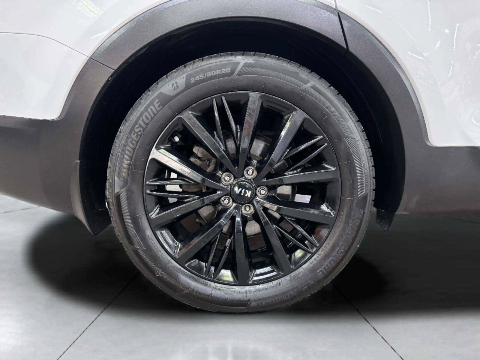 Used 2021 Kia Telluride SX w/ Towing Package FWD image 71