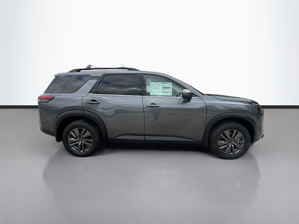 New 2025 Nissan Pathfinder SV w/ Black Appearance Package image 9