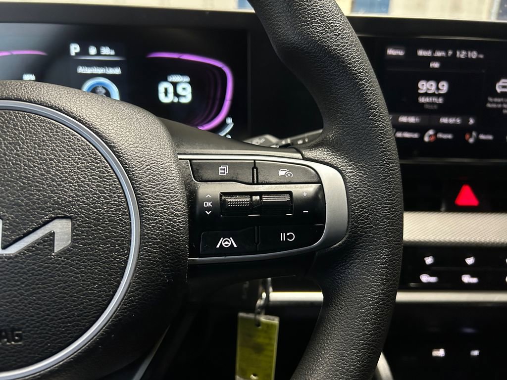 Used 2024 Kia Sportage LX image 18