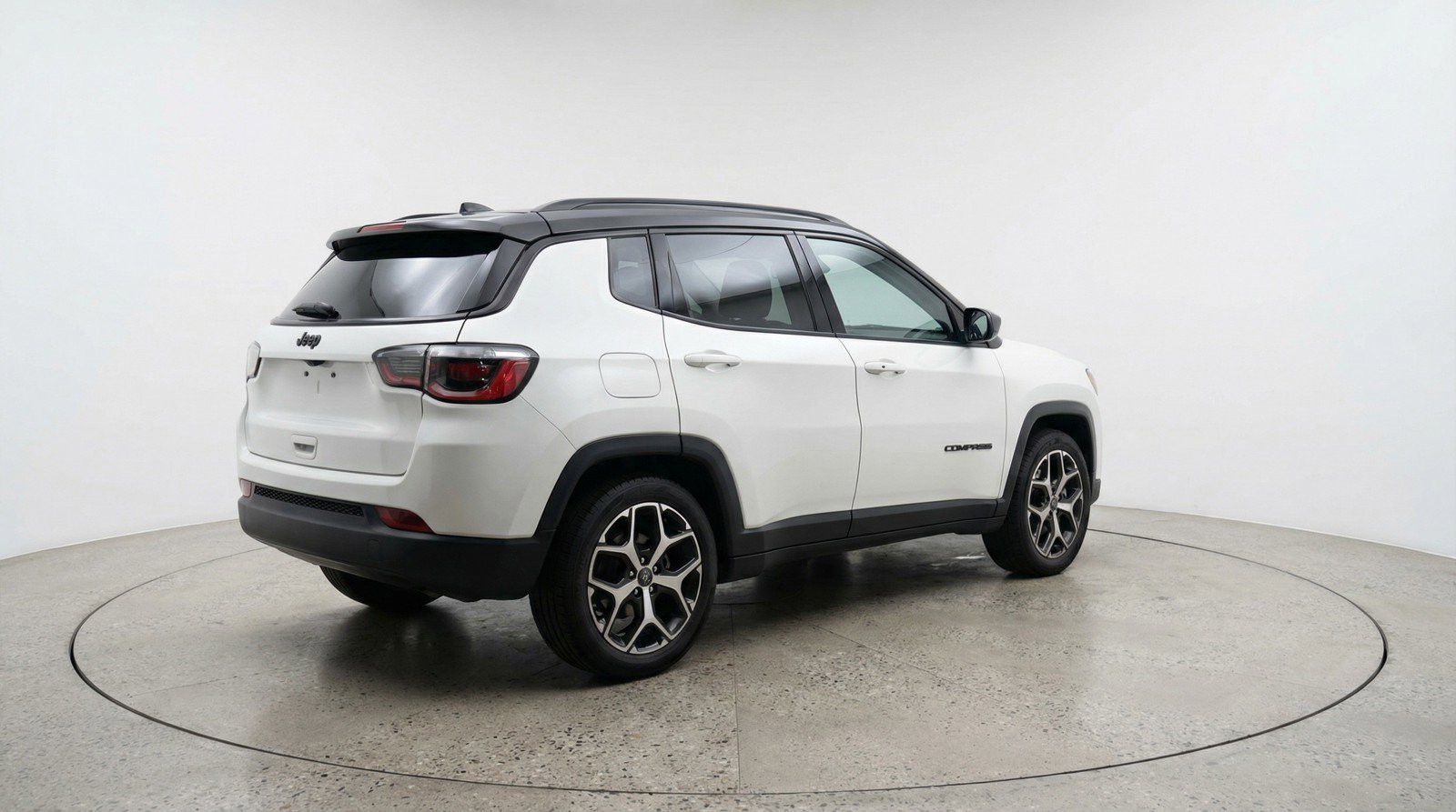 Used 2025 Jeep Compass Limited AWD/4WD image 9