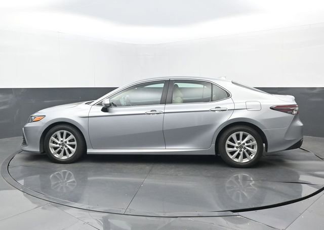 Used 2023 Toyota Camry LE FWD image 7