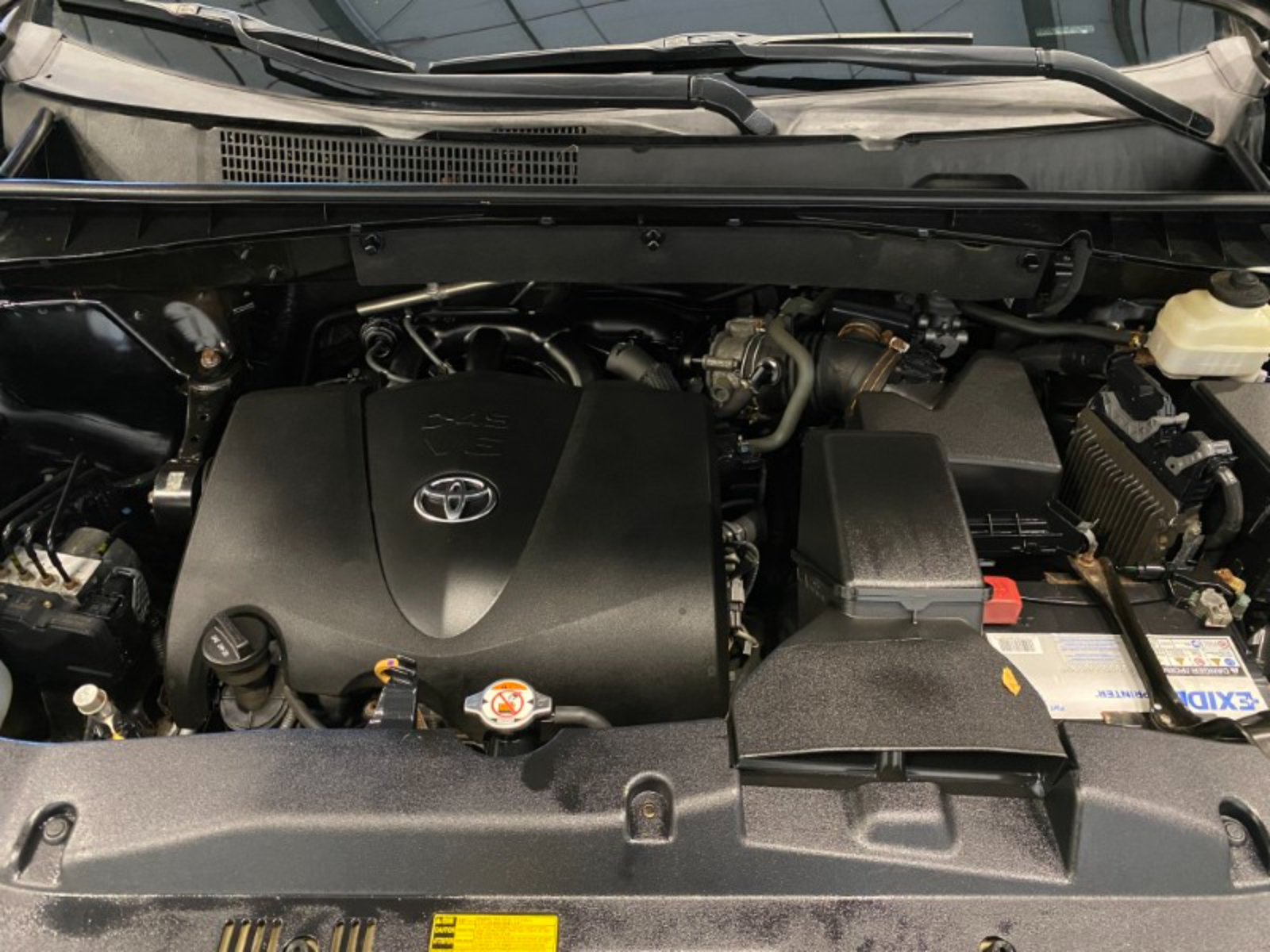 Used 2017 Toyota Highlander XLE AWD/4WD image 28
