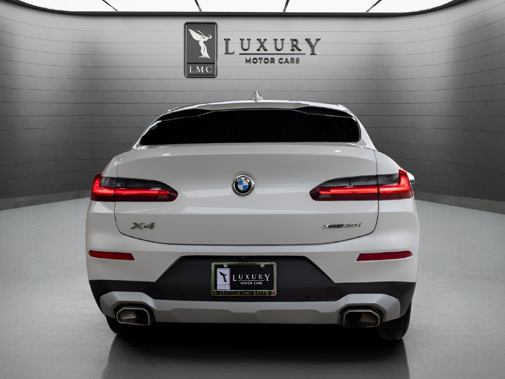 Used 2024 BMW X4 xDrive30i AWD/4WD image 7