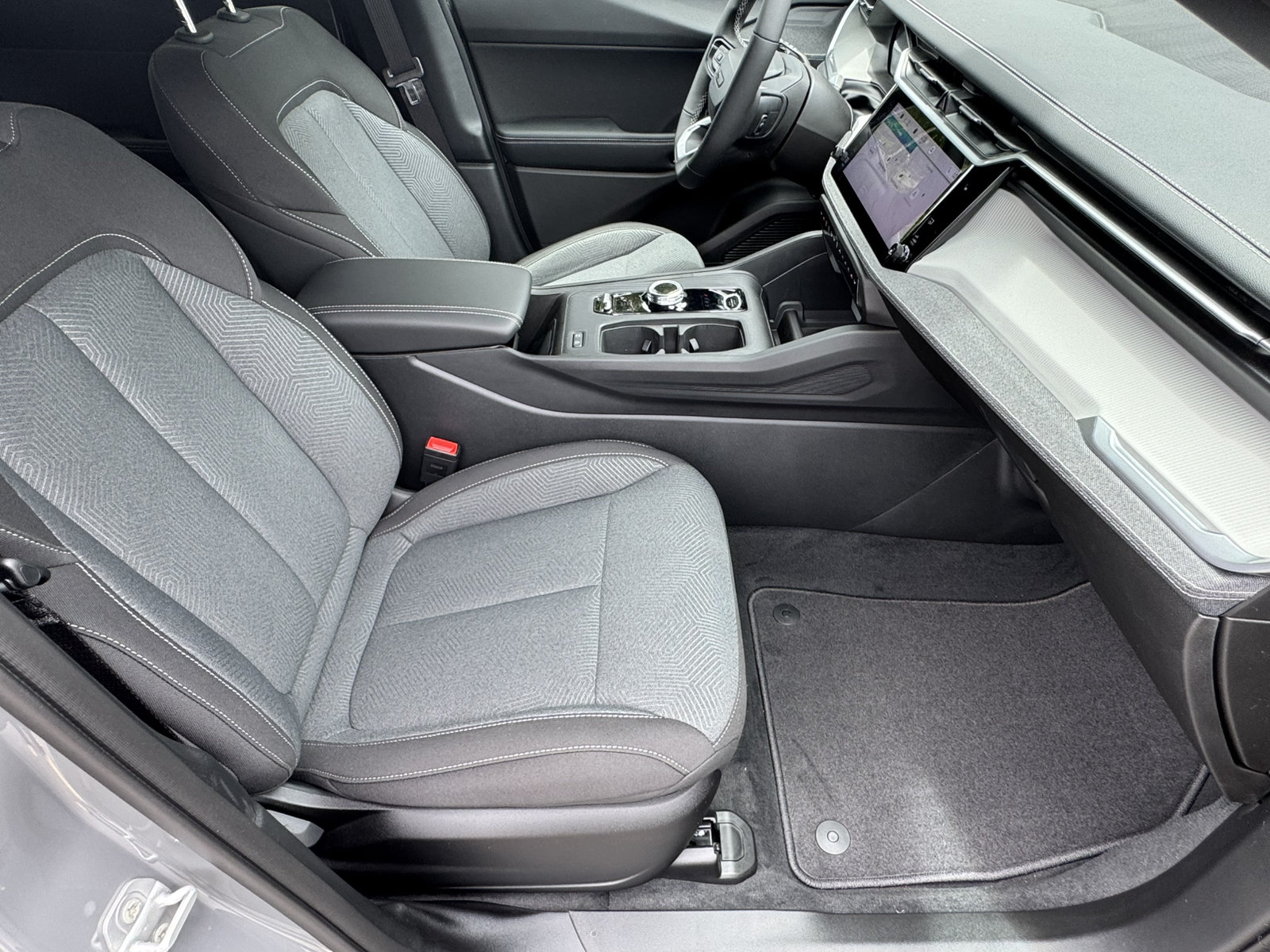 New 2026 Jeep Cherokee Laredo AWD/4WD image 15