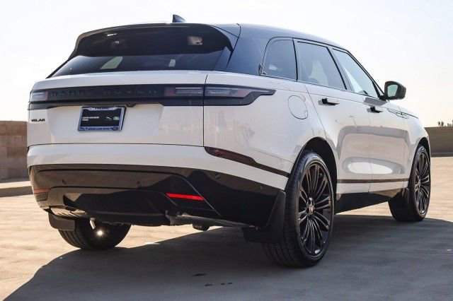 New 2026 Land Rover Range Rover Velar Dynamic SE image 4