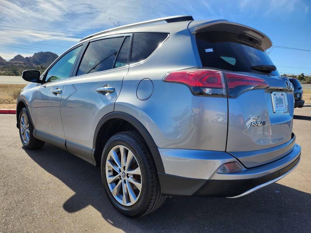 Used 2016 Toyota RAV4 Limited image 7