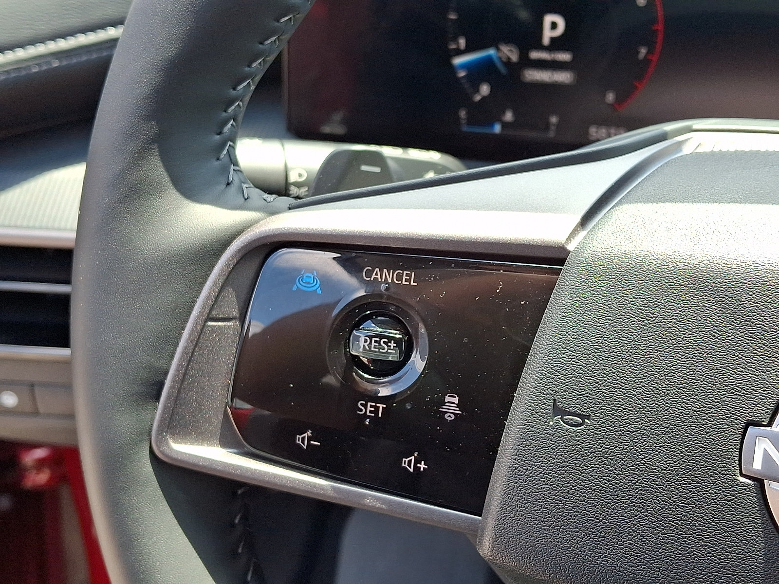 Certified 2025 Nissan Murano SV AWD/4WD image 21