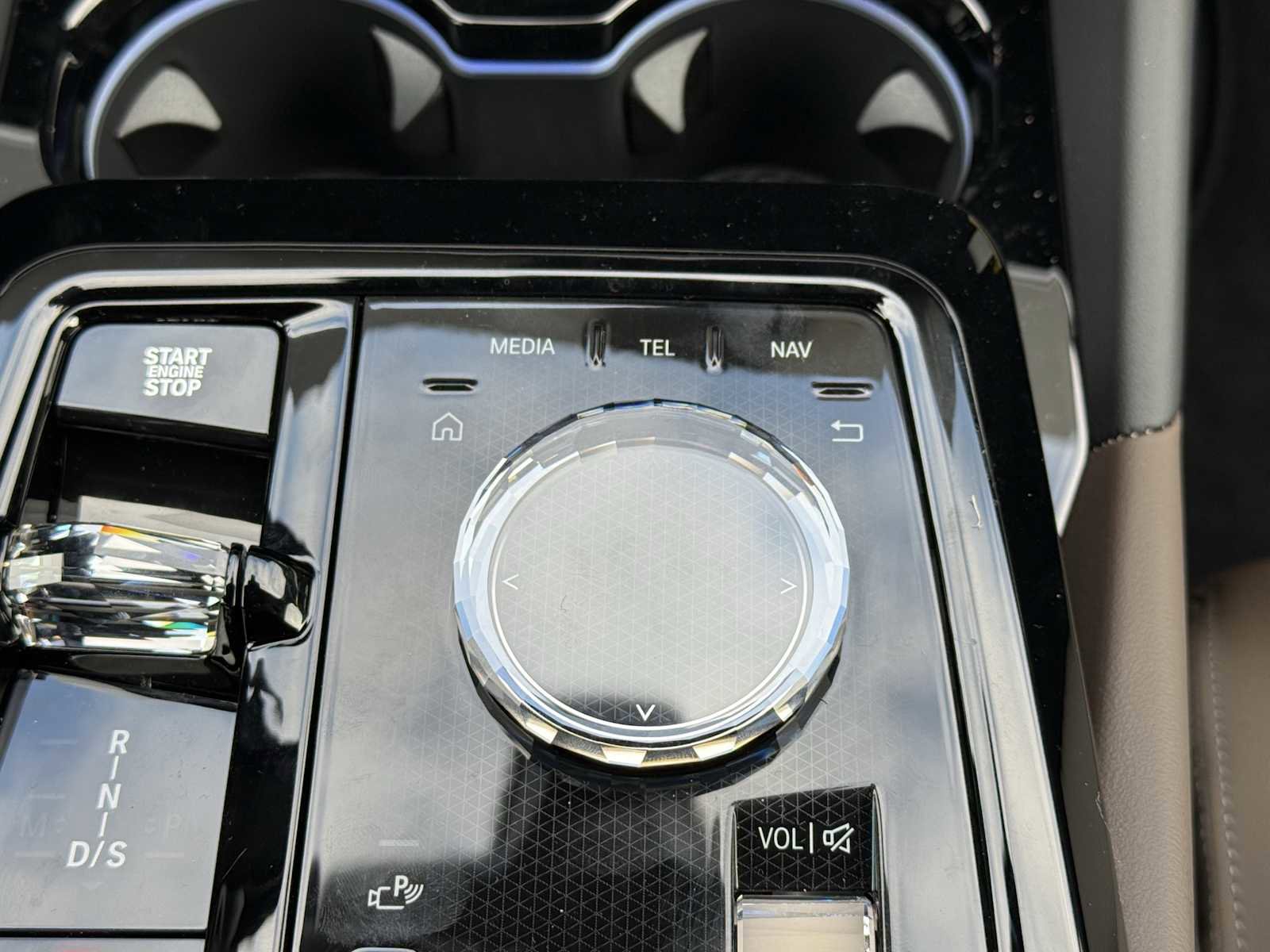 New 2026 BMW 530i xDrive w/ Executive Package image 22