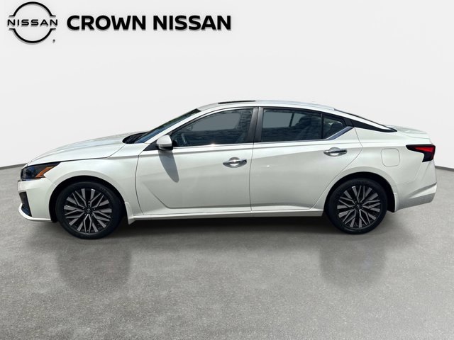 Certified 2024 Nissan Altima 2.5 SV w/ SV Premium Package FWD image 4