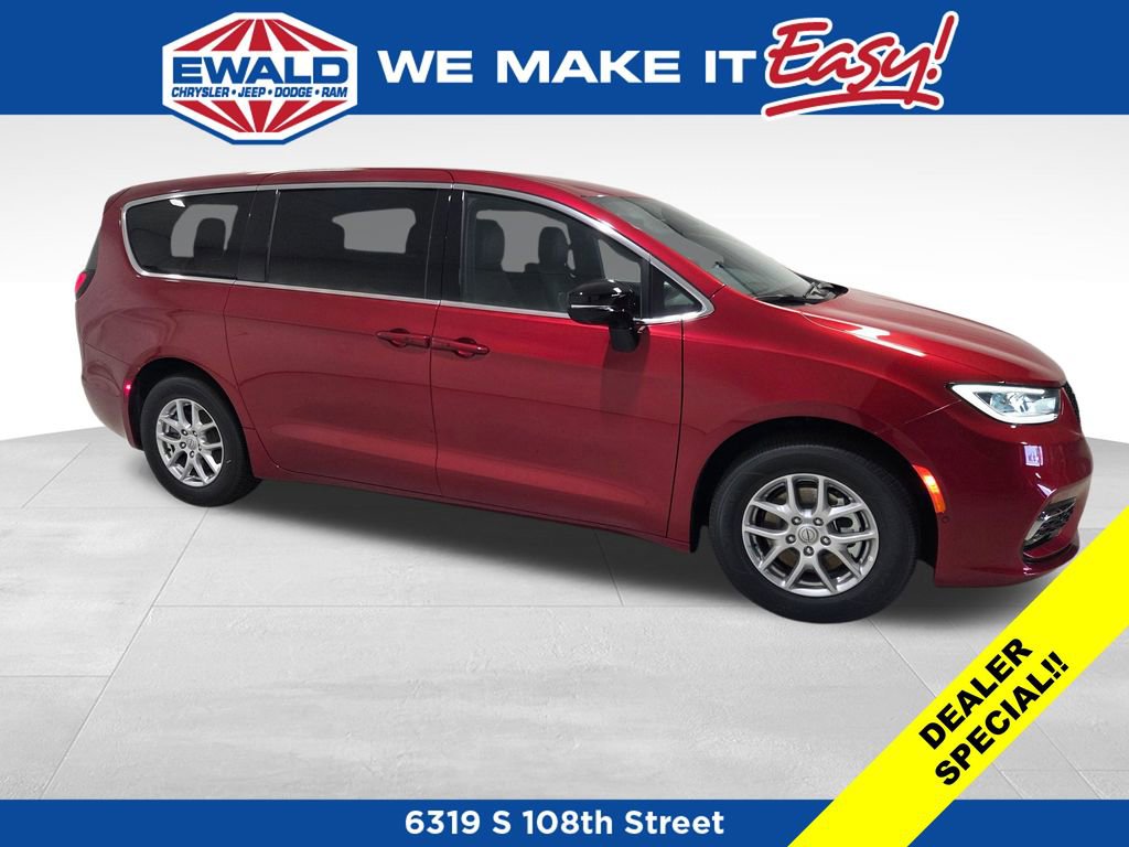 New 2026 Chrysler Pacifica Select FWD image 19