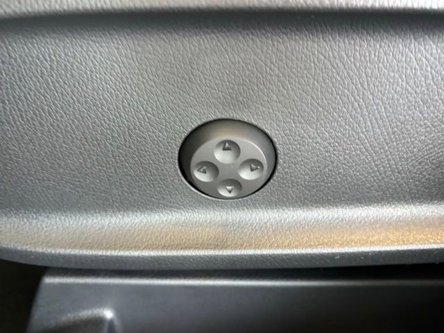 Used 2025 Mercedes-Benz GLA 250 image 28