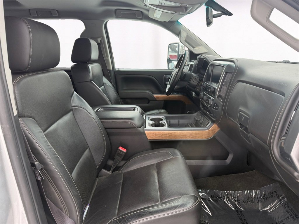 Used 2015 Chevrolet Silverado 2500 LTZ image 15