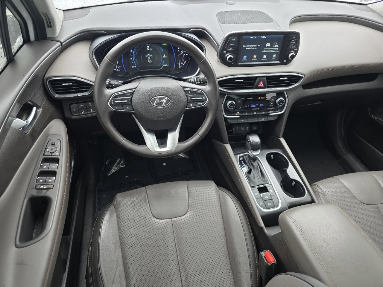 Used 2020 Hyundai Santa Fe SEL w/ Convenience + Premium Package image 26