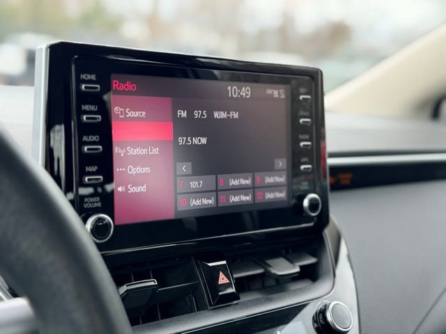 Used 2020 Toyota Corolla LE image 11