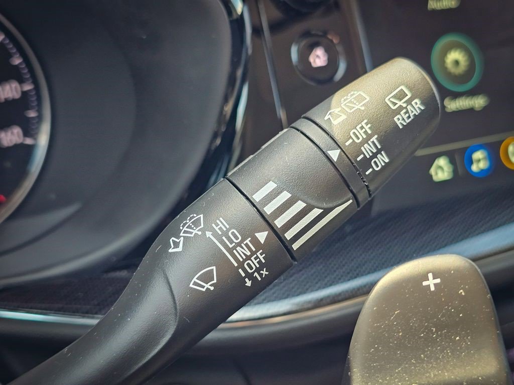 Certified 2023 Buick Envision Essence AWD/4WD image 19