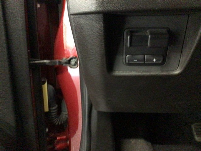 Used 2026 Chevrolet Colorado W/T w/ WT Custom Package RWD image 19