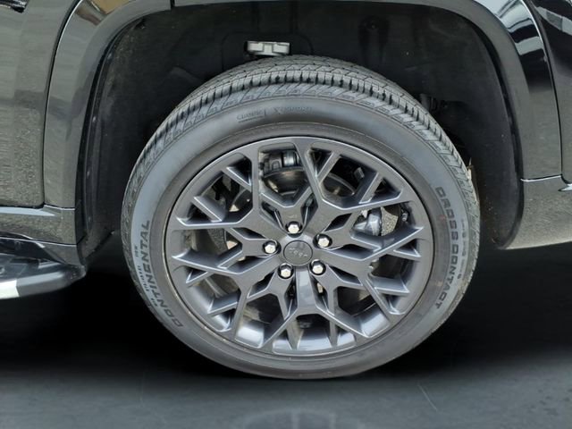 Used 2025 Jeep Grand Cherokee L Summit w/ Obsidian Package image 12