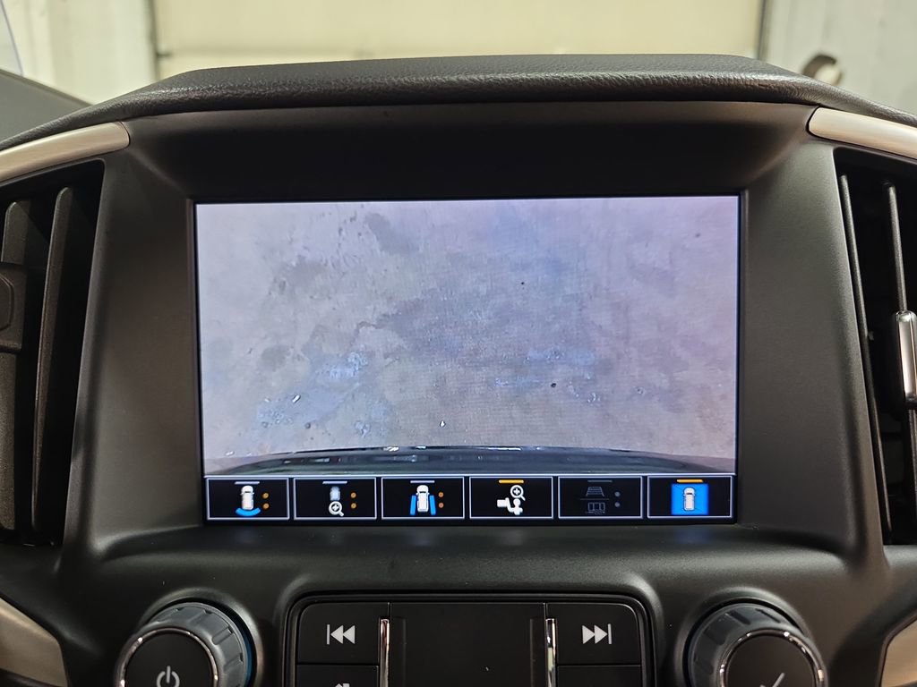 Used 2022 GMC Terrain Denali w/ Black Diamond Edition AWD/4WD image 25