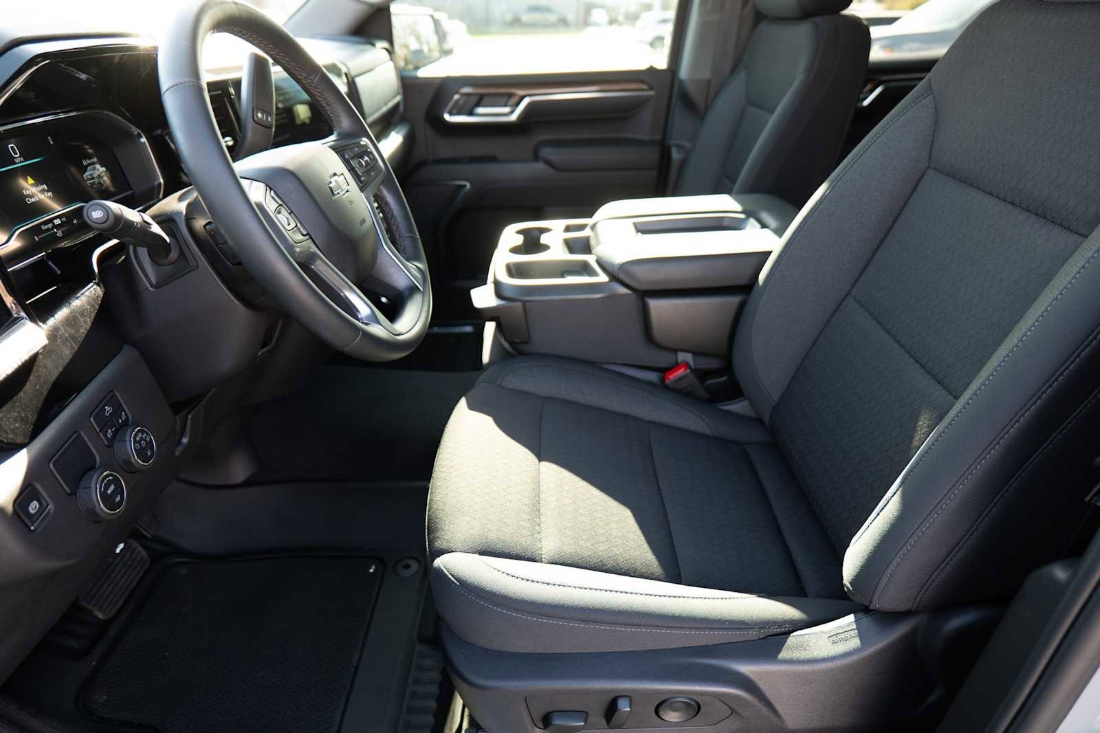 Used 2025 Chevrolet Silverado 1500 RST w/ Protection Package image 10