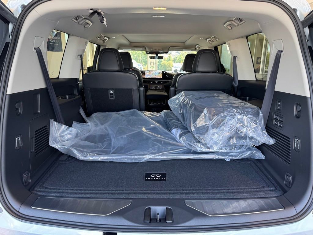 Certified 2026 INFINITI QX80 Luxe w/ Exterior Package image 29