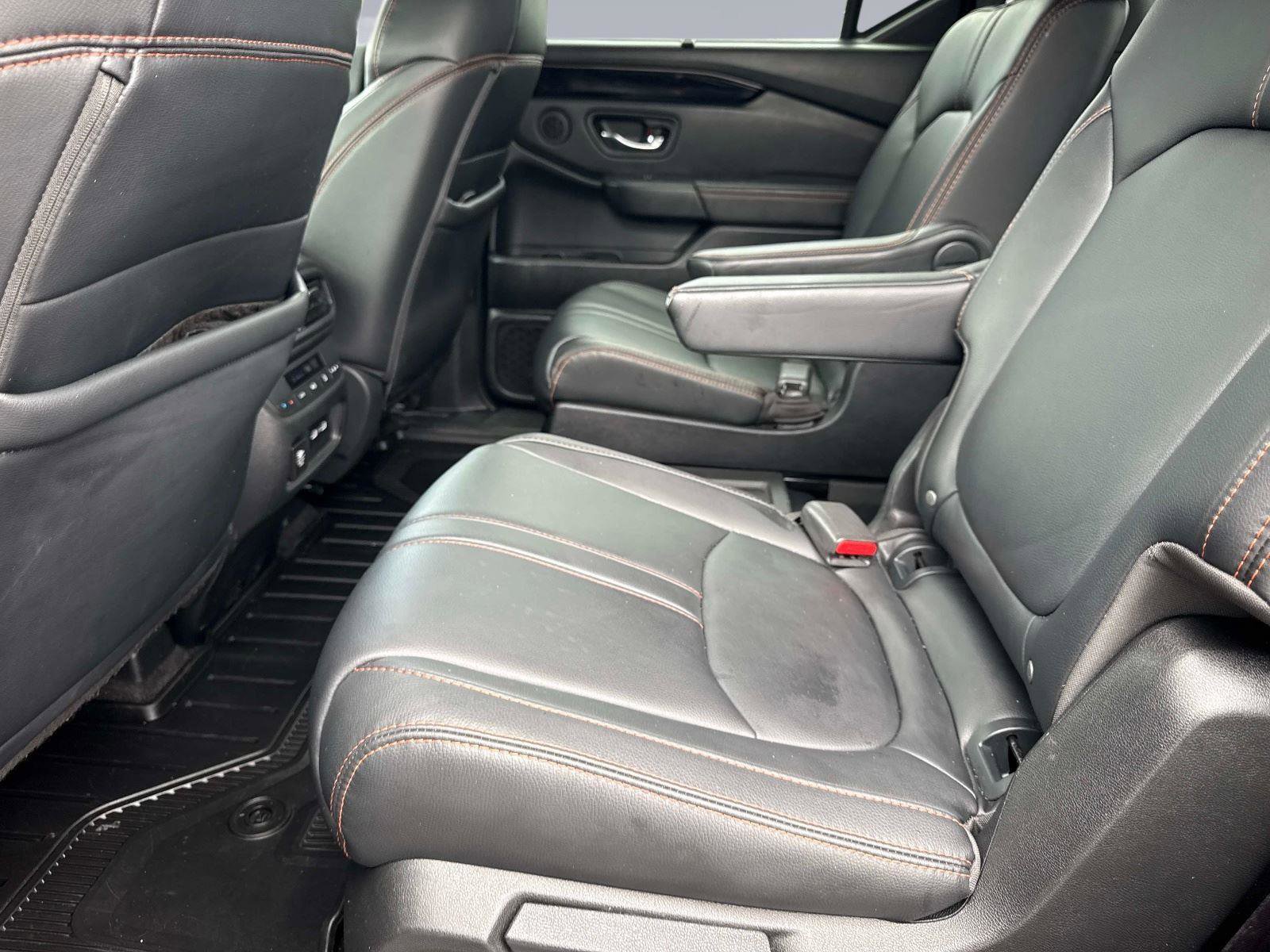 Certified 2023 Honda Pilot TrailSport image 16