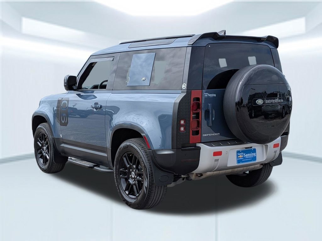 Used 2023 Land Rover Defender 90 S image 4
