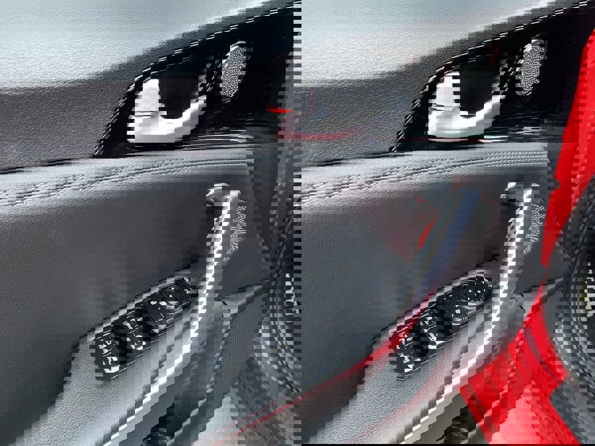 Used 2020 Kia Stinger GT-Line w/ Sun & Sound Package image 16