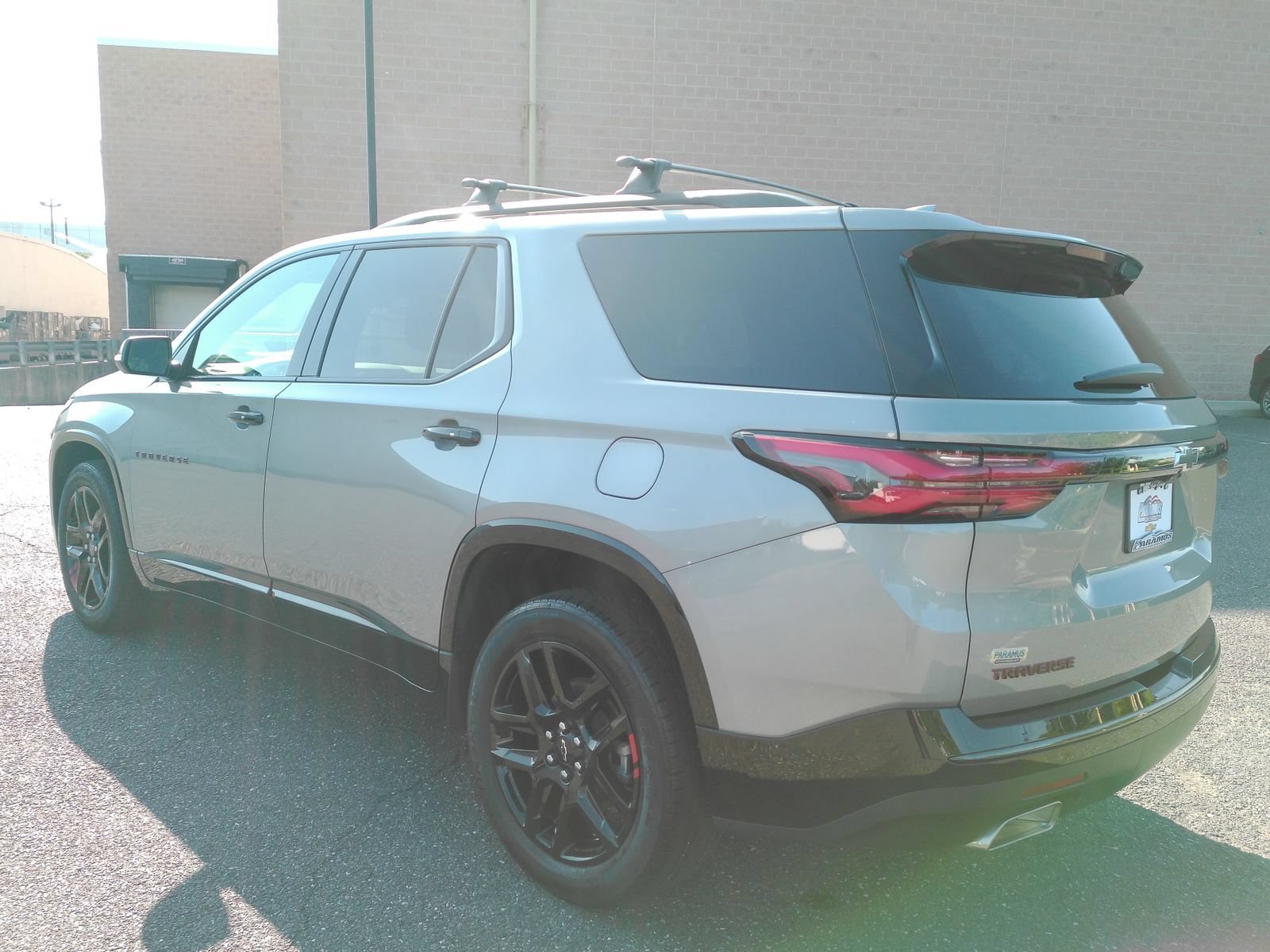 Certified 2023 Chevrolet Traverse Premier w/ Redline Edition AWD/4WD image 5