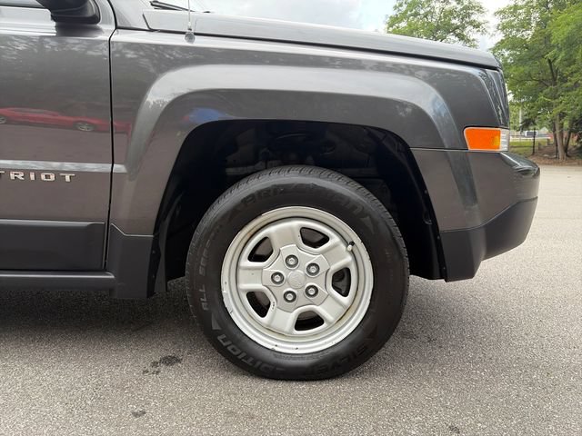 Used 2016 Jeep Patriot Sport FWD image 11