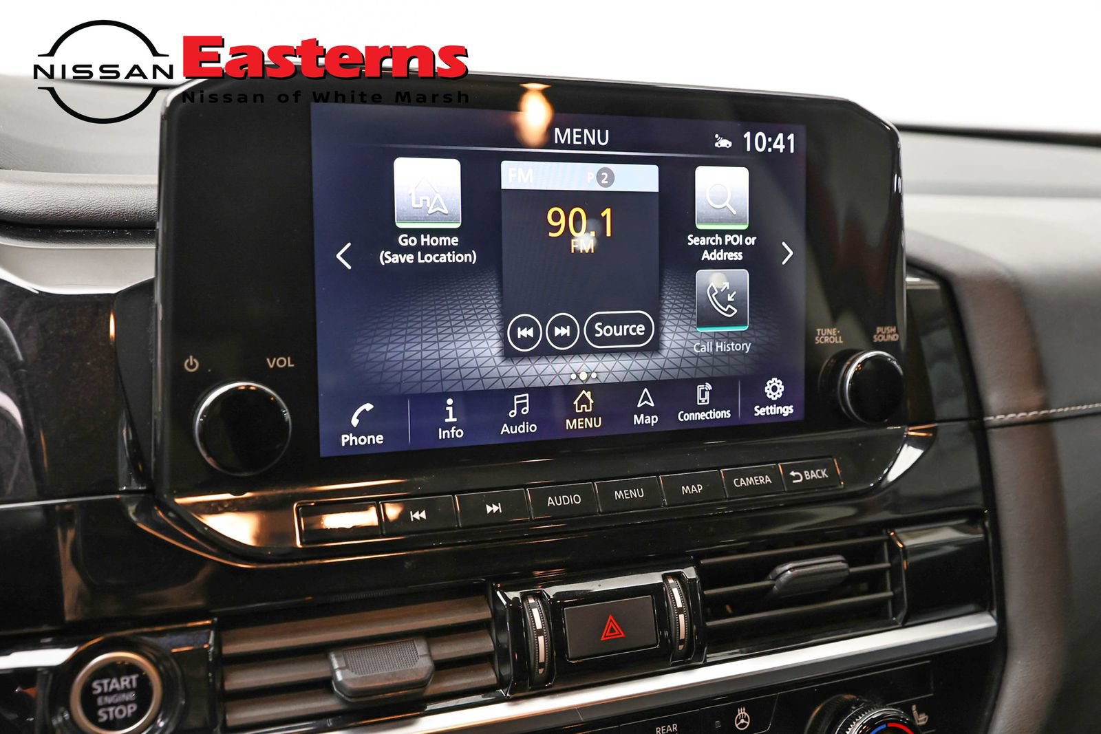 Used 2023 Nissan Pathfinder SL w/ Lighting Package (N92) AWD/4WD image 18