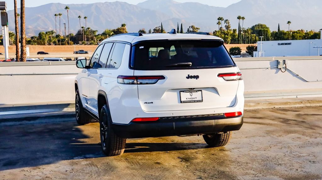 New 2025 Jeep Grand Cherokee L Altitude image 7
