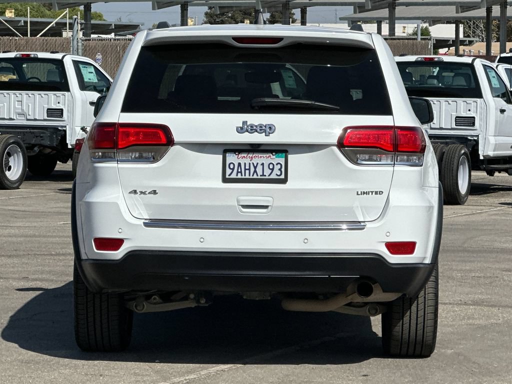 Used 2022 Jeep Grand Cherokee Limited w/ Tech Group AWD/4WD image 4