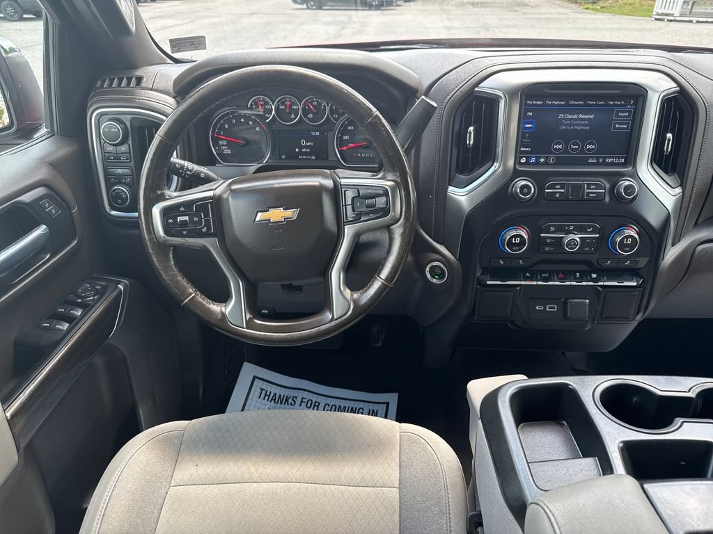 Used 2022 Chevrolet Silverado 1500 LT AWD/4WD image 14