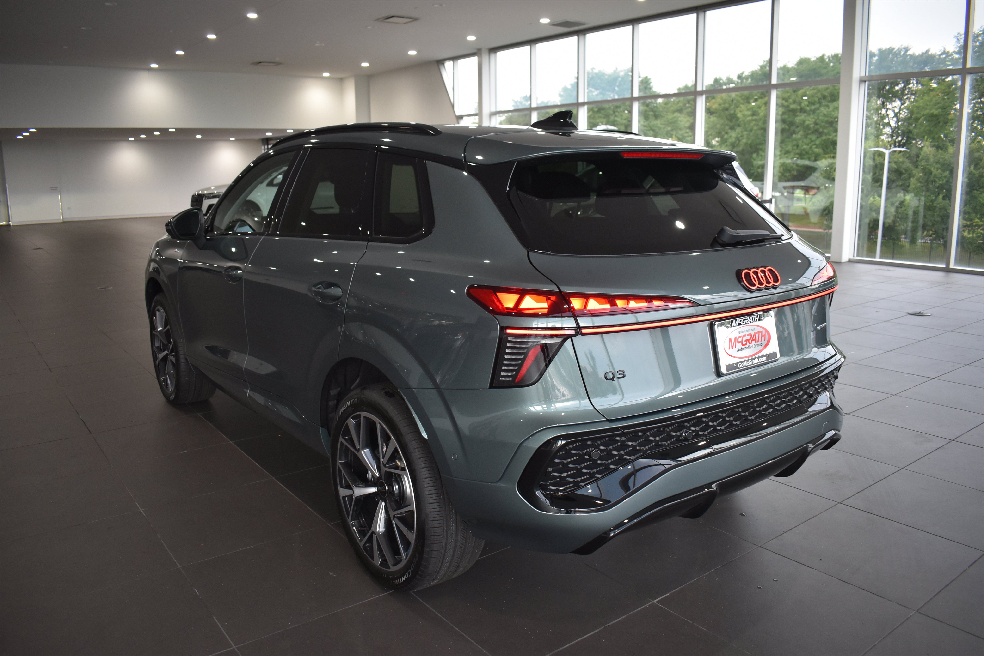 New 2026 Audi Q3 quattro 2.0T AWD/4WD image 5