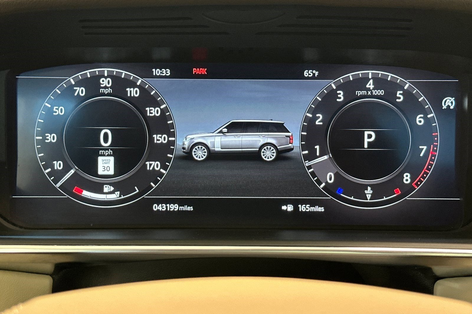 Used 2020 Land Rover Range Rover HSE image 19