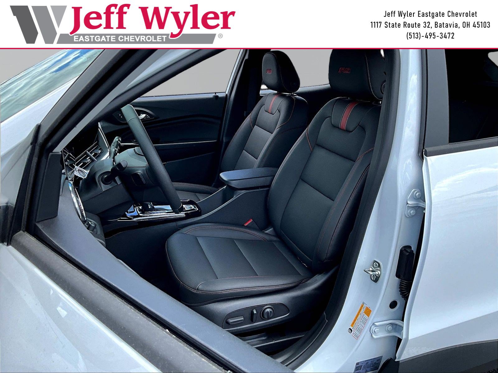 New 2026 Chevrolet Trax RS w/ Sunroof Package FWD image 16