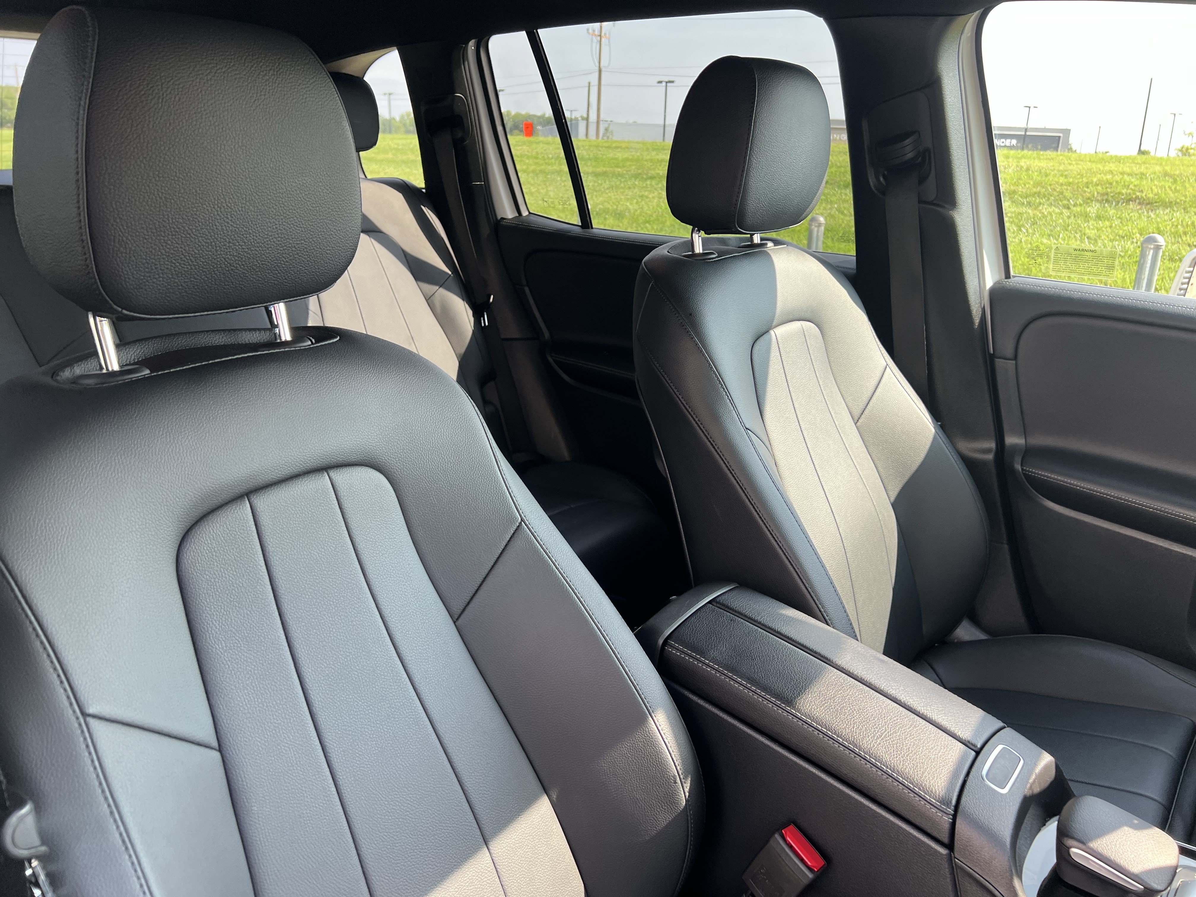 Certified 2022 Mercedes-Benz GLB 250 4MATIC image 35
