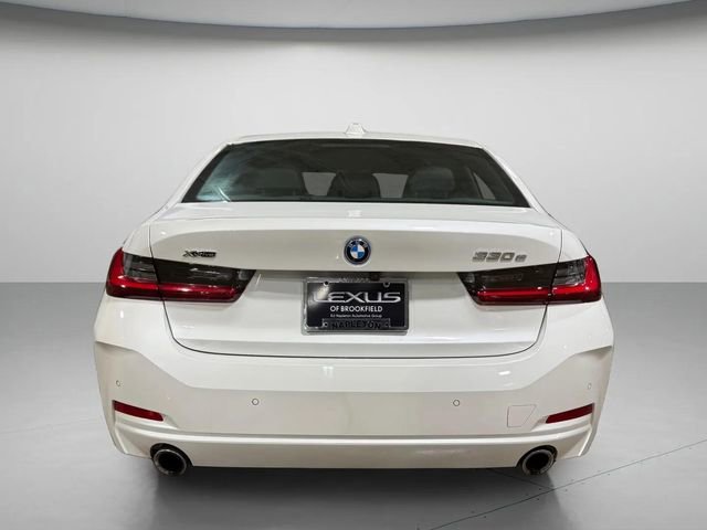 Used 2023 BMW 330e xDrive w/ Driving Assistance Package image 4